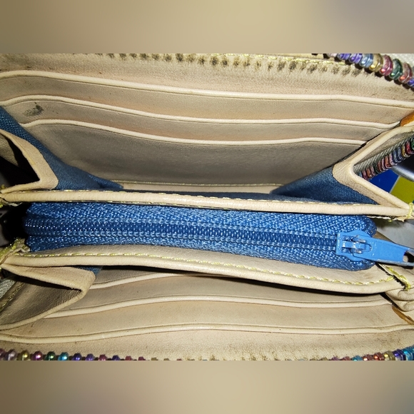 Dooney & Bourke Rainbow DB Wallet - Picture 4 of 10